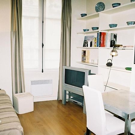 شقة Latin Quarter - Saint Michel Unit 004 باريس المظهر الخارجي الصورة