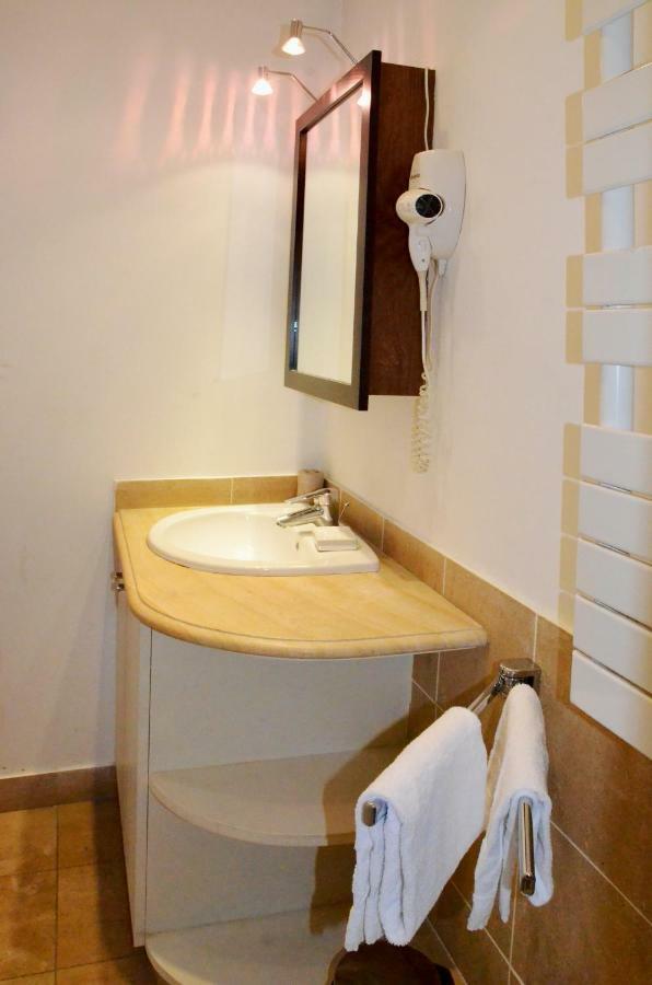 شقة Latin Quarter - Saint Michel Unit 004 باريس المظهر الخارجي الصورة